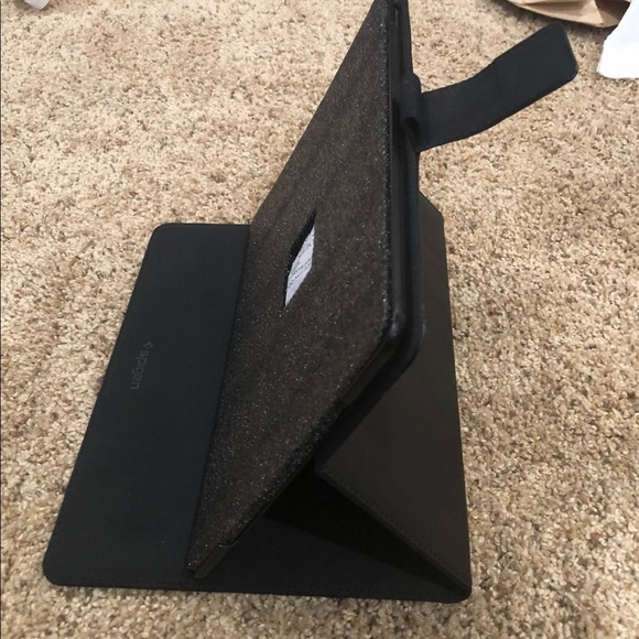Spigen iPad Air 3 2020 Case / Stand Folio / NWOB/ Black - Picture 9 of 16